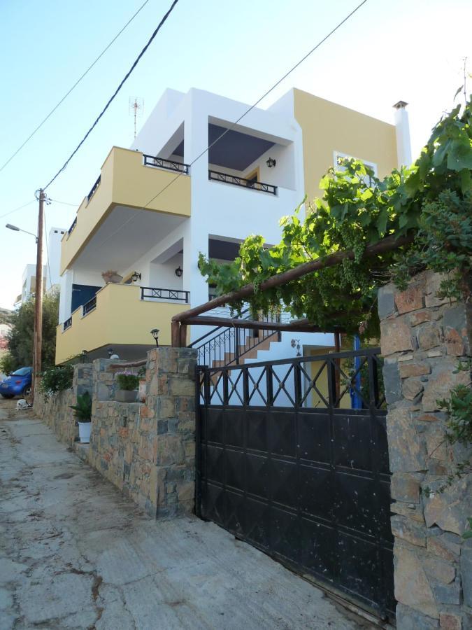 Chara'S Residence Mochlos Exterior photo